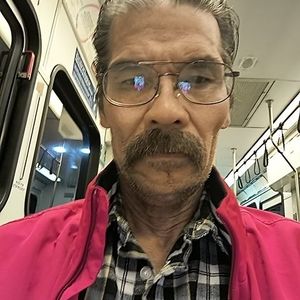 Meet your Posher, Charles